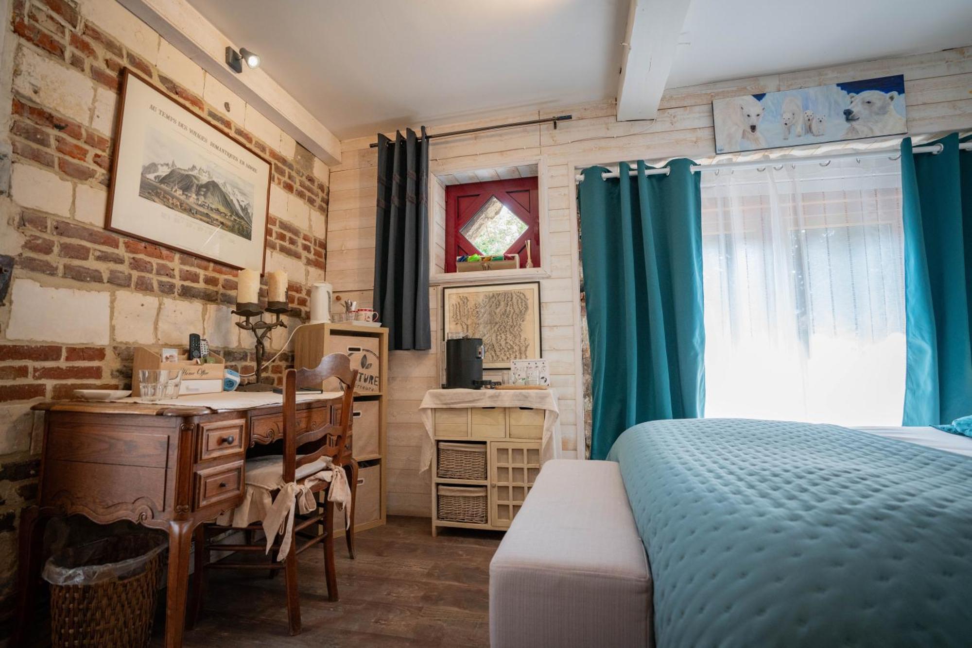 La Ferme Des Templiers De Flechinelle Bed & Breakfast