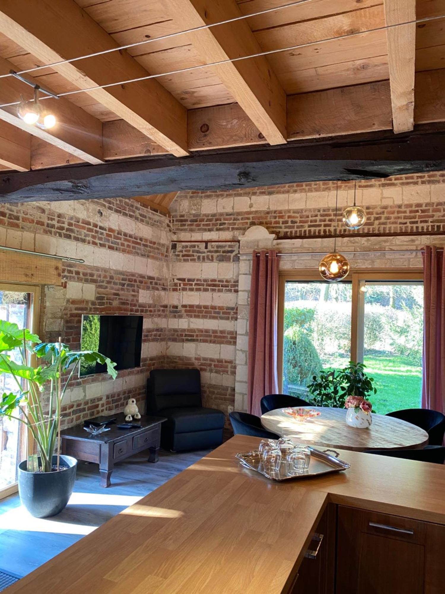 La Ferme Des Templiers De Flechinelle Bed & Breakfast *
